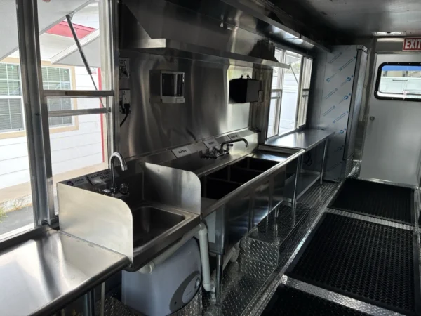 s-l1600-2026-06-25T144622.464-1.webp 2026 Food Truck Brand New Kitchen.(free Delivery)